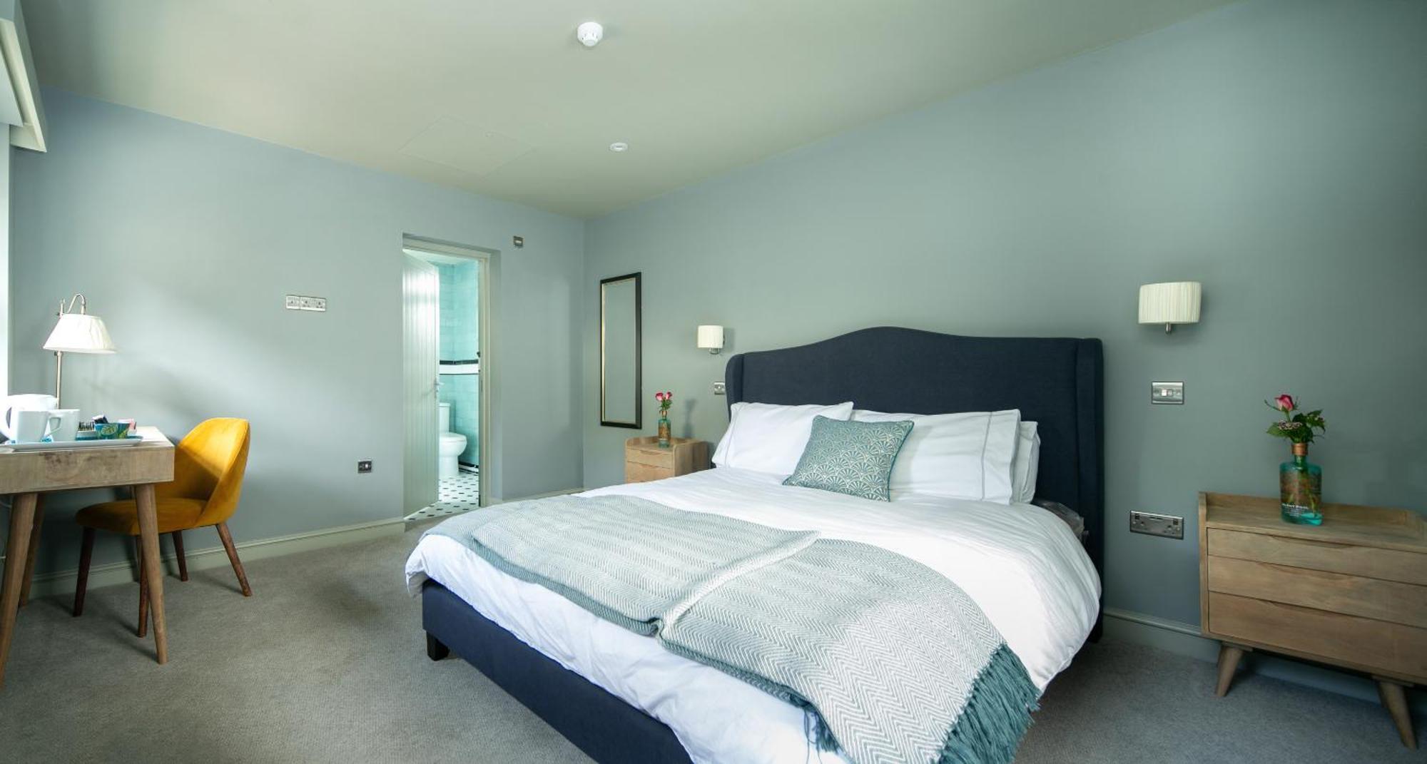 The Cowdray Arms Bed and Breakfast Worth  Kamer foto